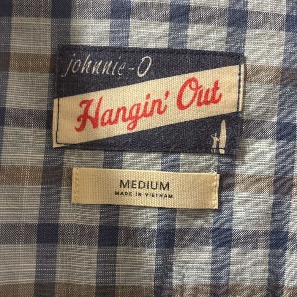 Johnnie -O Men's Blue Checkered Shirt - size medium - great condition - Picture 2 of 5